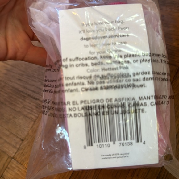 SOLD🩷Dagne Dover Mila keychain in Hottest Pink - Picture 6 of 6